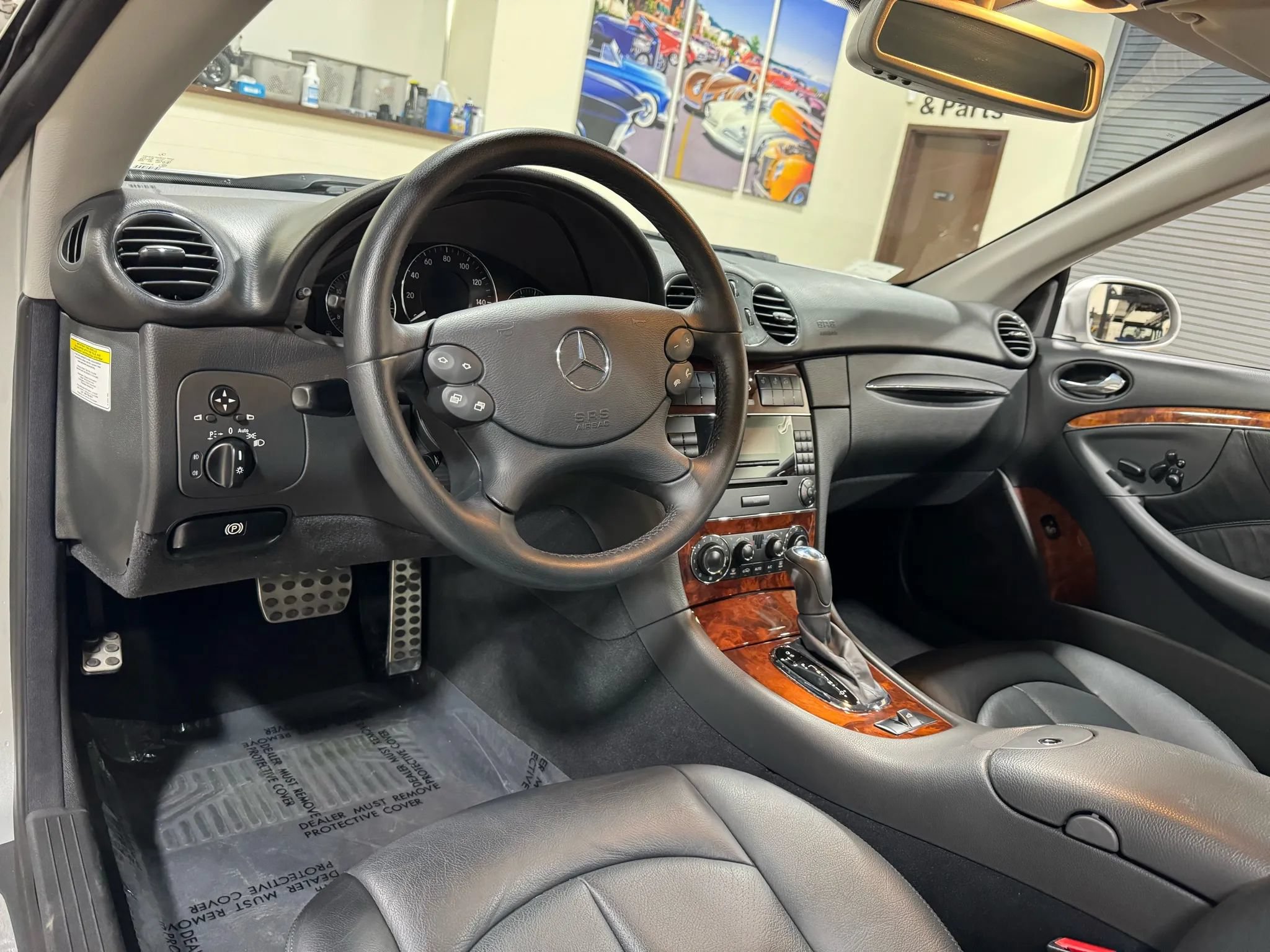 Used 2005 Mercedes-Benz CLK 320 Cabriolet image 46