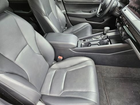 Used 2024 Honda Accord Sport image 17