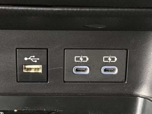 Used 2025 Toyota Camry LE FWD image 23