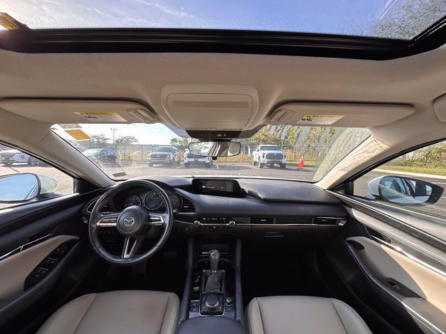 Used 2023 MAZDA MAZDA3 s FWD image 2