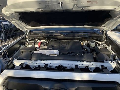 New 2026 Toyota Tundra SR5 image 16