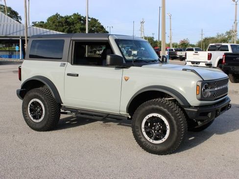 Used 2024 Ford Bronco Badlands w/ Sasquatch Package AWD/4WD image 13