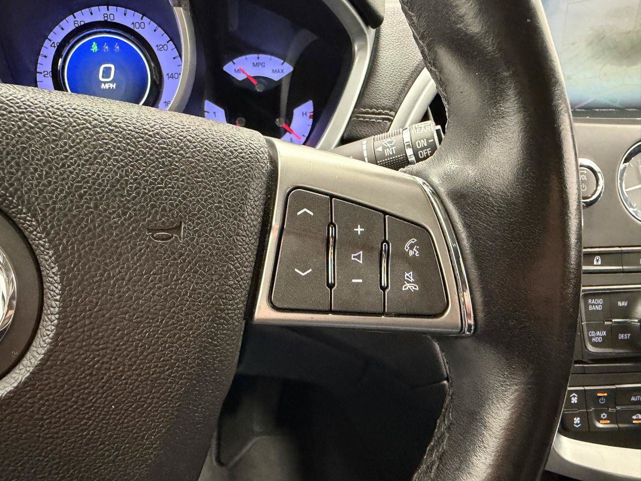 Used 2012 Cadillac SRX Premium FWD image 25