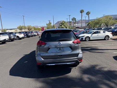 Used 2020 Nissan Rogue S FWD image 6