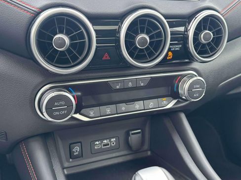 Certified 2025 Nissan Sentra SR w/ SR Premium Package image 30