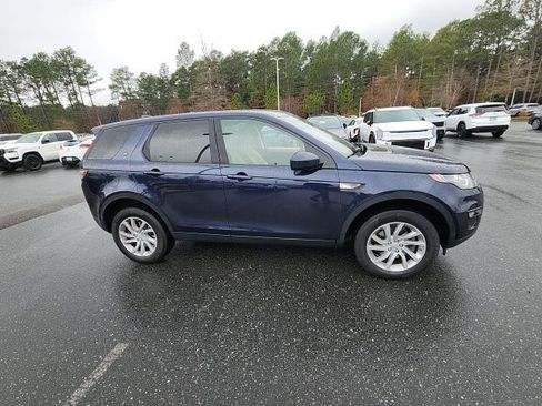 Used 2019 Land Rover Discovery Sport HSE image 15