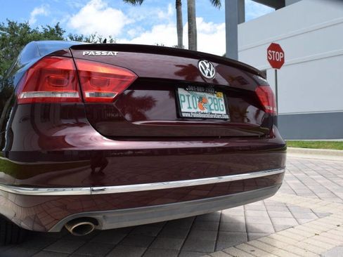 Used 2013 Volkswagen Passat TDI SEL Premium FWD image 15