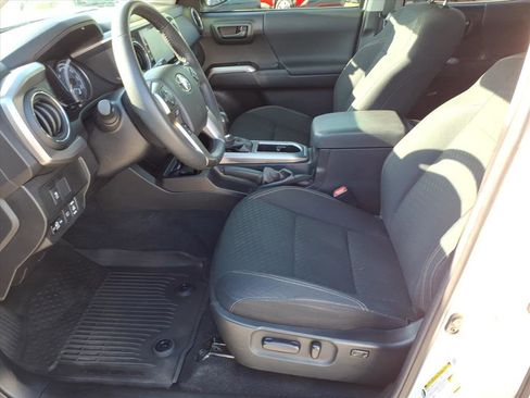 Used 2023 Toyota Tacoma 4x4 Double Cab w/ Trail Edition image 5