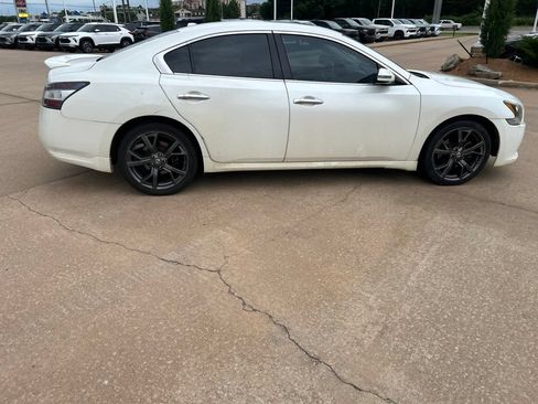 Used 2014 Nissan Maxima 3.5 SV w/ Sport Package FWD image 6