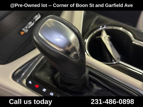Used 2021 Cadillac CT4 Luxury w/ Sun And Sound Package AWD/4WD image 25
