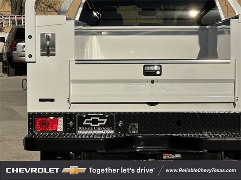 New 2026 Chevrolet Silverado 2500 W/T w/ WT Convenience Package image 6