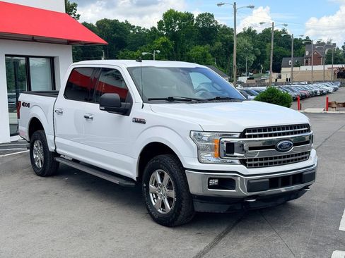 Used 2020 Ford F150 XLT w/ Equipment Group 302A Luxury AWD/4WD image 8
