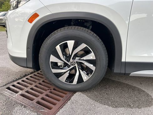 New 2026 Volkswagen Tiguan S FWD image 51