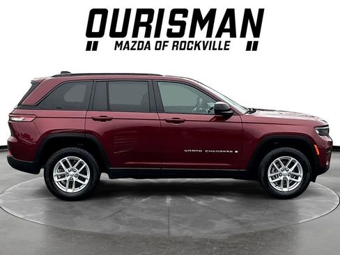 Used 2024 Jeep Grand Cherokee Laredo X AWD/4WD image 7
