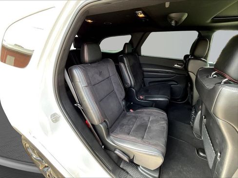 Used 2023 Dodge Durango R/T w/ Tow 'N Go Package AWD/4WD image 28