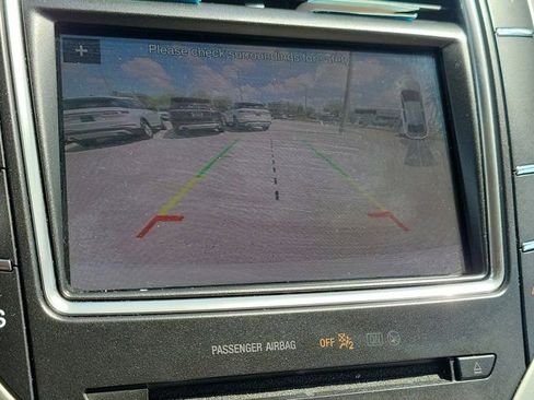 Certified 2019 Lincoln Nautilus Reserve w/ Driver Assistance Package image 33