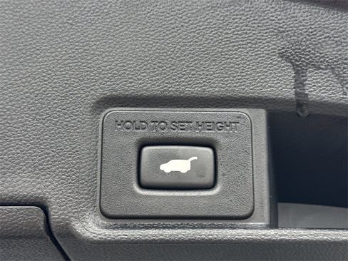 Used 2021 Acura RDX A-Spec image 16