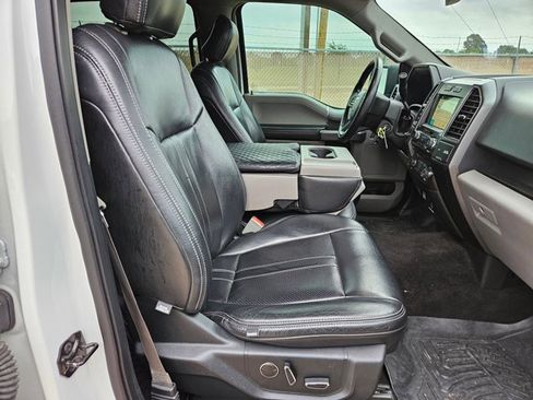 Used 2018 Ford F150 XLT w/ Equipment Group 302A Luxury RWD image 17