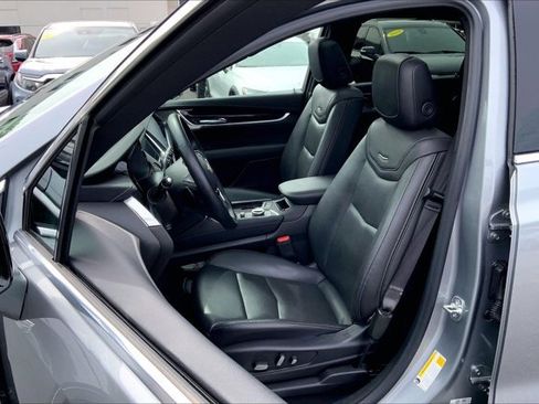 Used 2025 Cadillac XT5 Premium Luxury AWD/4WD image 25