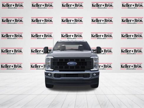 New 2026 Ford F350 XL w/ XL Chrome Package AWD/4WD image 7