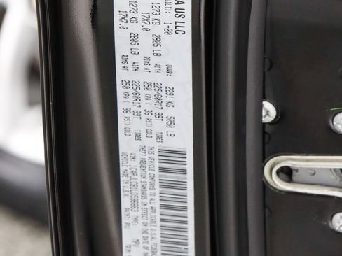 Used 2020 Jeep Cherokee Latitude image 31