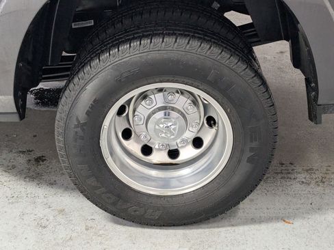 Used 2026 RAM 3500 Longhorn AWD/4WD image 26