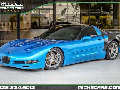 Used 2000 Chevrolet Corvette Coupe w/ Memory Pkg