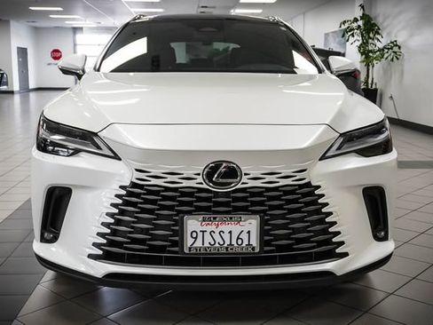 Certified 2025 Lexus RX 450h AWD w/ Convenience Package image 4