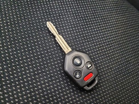 Used 2014 Subaru Impreza 2.0i image 32