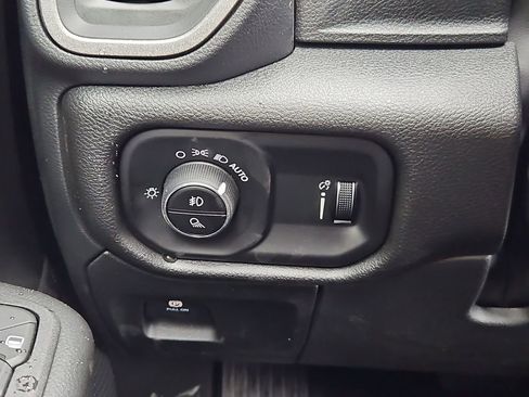 New 2026 RAM 1500 Classic Warlock AWD/4WD image 18