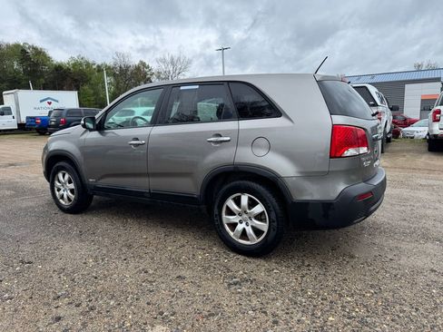 Used 2012 Kia Sorento LX AWD/4WD image 3