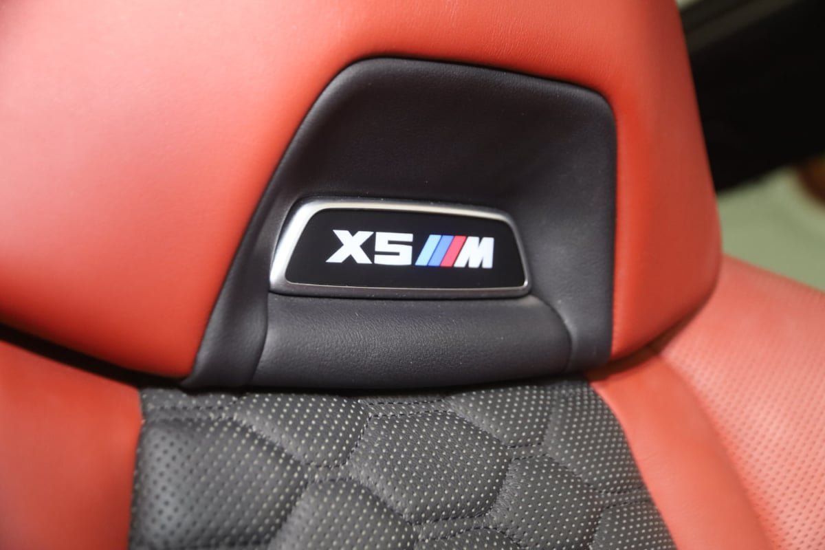 Used 2021 BMW X5 M w/ Executive Package AWD/4WD image 17
