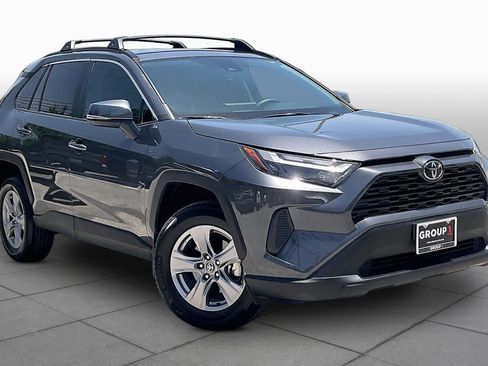 Used 2024 Toyota RAV4 XLE w/ Convenience Package FWD image 3