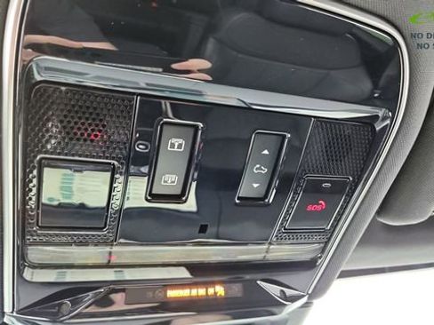 Used 2023 Land Rover Range Rover Sport SE Dynamic image 57