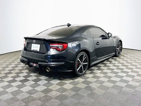 Used 2019 Toyota 86 TRD SE image 8