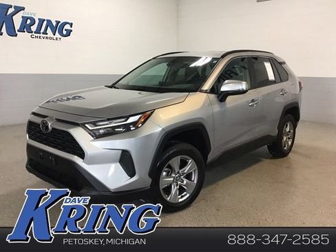 Used 2024 Toyota RAV4 XLE AWD/4WD image 1