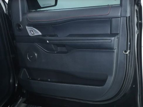 Used 2022 Ford Expedition Limited image 34