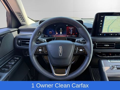 Used 2025 Lincoln Aviator 2WD image 12