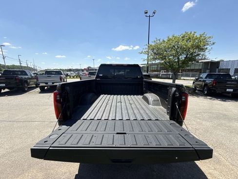 New 2026 GMC Sierra 3500 Denali Ultimate AWD/4WD image 23
