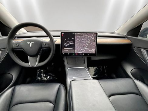 Used 2021 Tesla Model Y Long Range AWD/4WD image 7