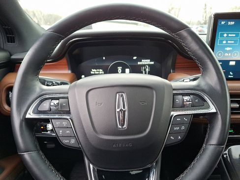 Used 2022 Lincoln Nautilus Reserve w/ Equipment Group 201A image 20