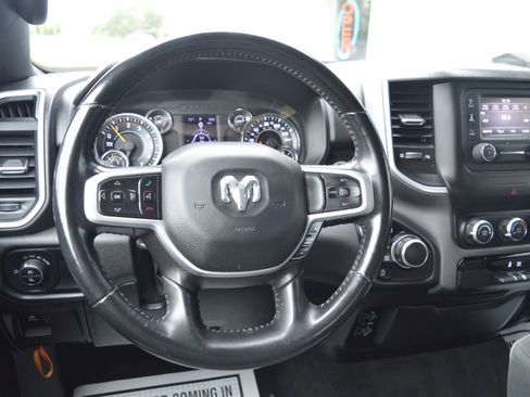Used 2022 RAM 1500 Big Horn AWD/4WD image 32