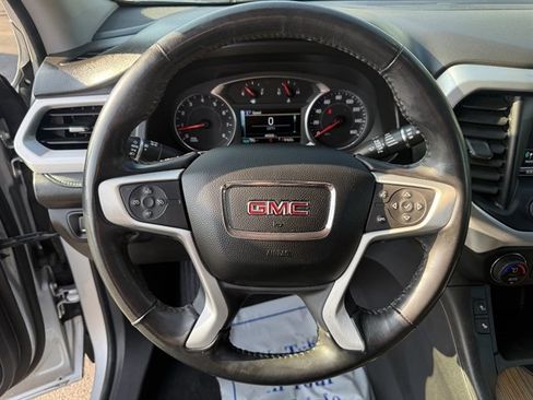 Used 2019 GMC Acadia SLE AWD/4WD image 16