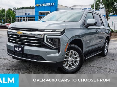 Used 2025 Chevrolet Tahoe LT AWD/4WD image 2