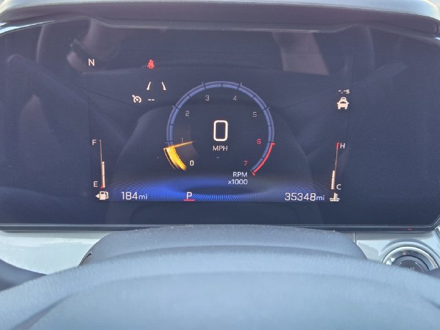 Used 2025 Chevrolet Trax LT FWD image 16