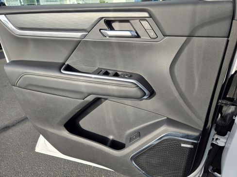 Certified 2025 GMC Acadia Elevation image 16