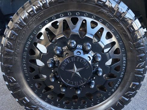 Used 2021 Ford F450 Platinum w/ FX4 Off-Road Package image 35