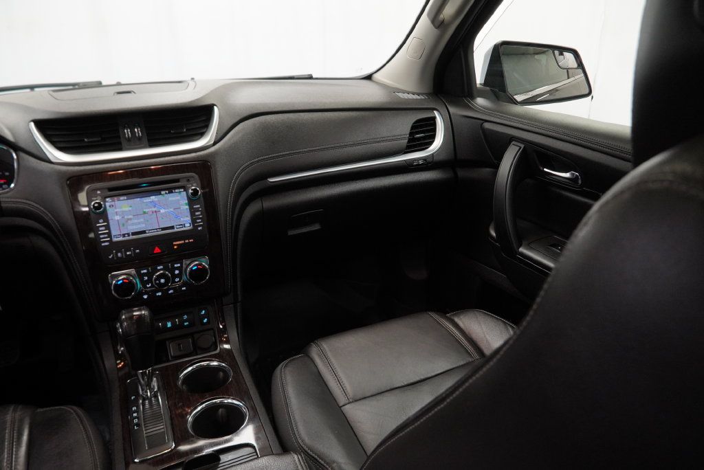 Used 2016 Chevrolet Traverse LT AWD/4WD image 17