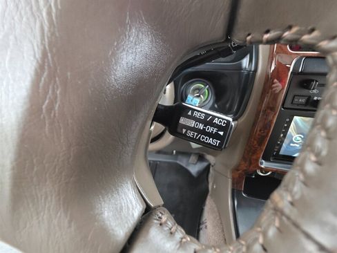 Used 1998 Toyota 4Runner Limited image 43