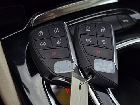 Used 2023 Buick Envision Essence w/ Premium Seat Package FWD image 33